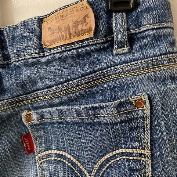 Levi’s Midi-Shorts Jean Shorts in Size 10 Reg - Picture 2 of 5